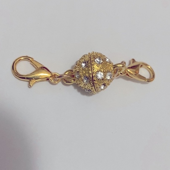 2 Magnetic Clasp For Easily Close/Open Necklace Or Bracelet.Gold color & Silver - Picture 12 of 13